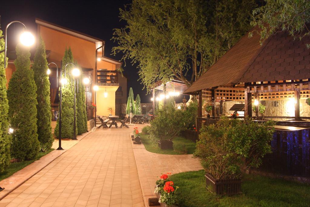 Cîrcea 瑞克斯欧旅馆酒店 外观 照片